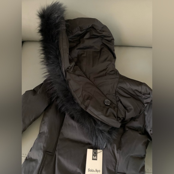 ❄️NWT Soia & Kyo down winter coat with fur at hood - Picture 6 of 16